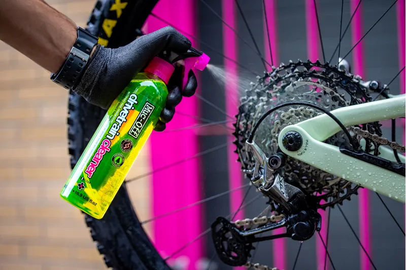 Muc-Off Ultimate Bicycle Cleaning Kit-7
